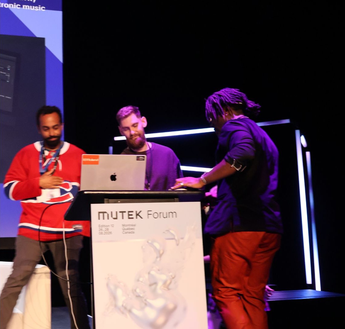 Team THIRI at the MUTEK Forum podium
